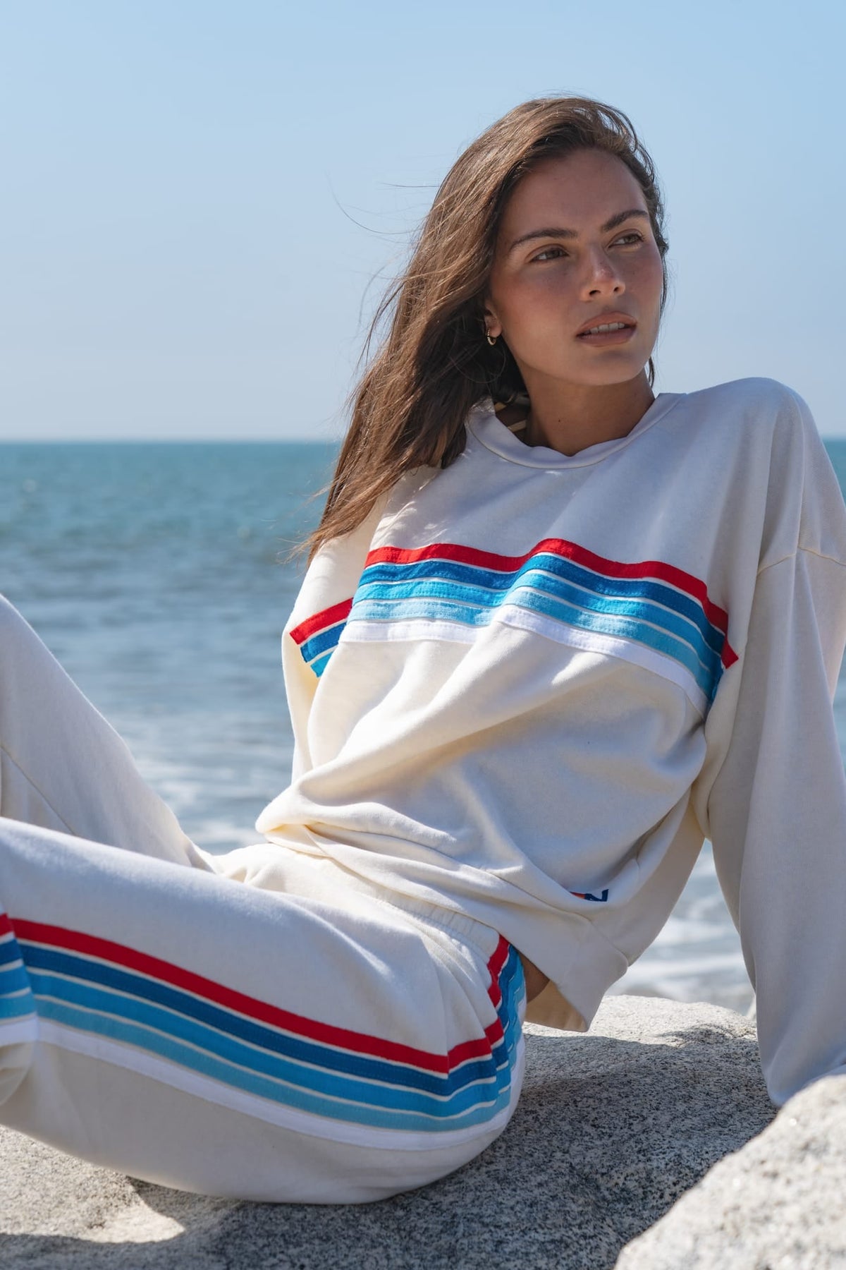 5 STRIPE AMERICA RELAXED CREW SWEATSHIRT - VINTAGE WHITE USA