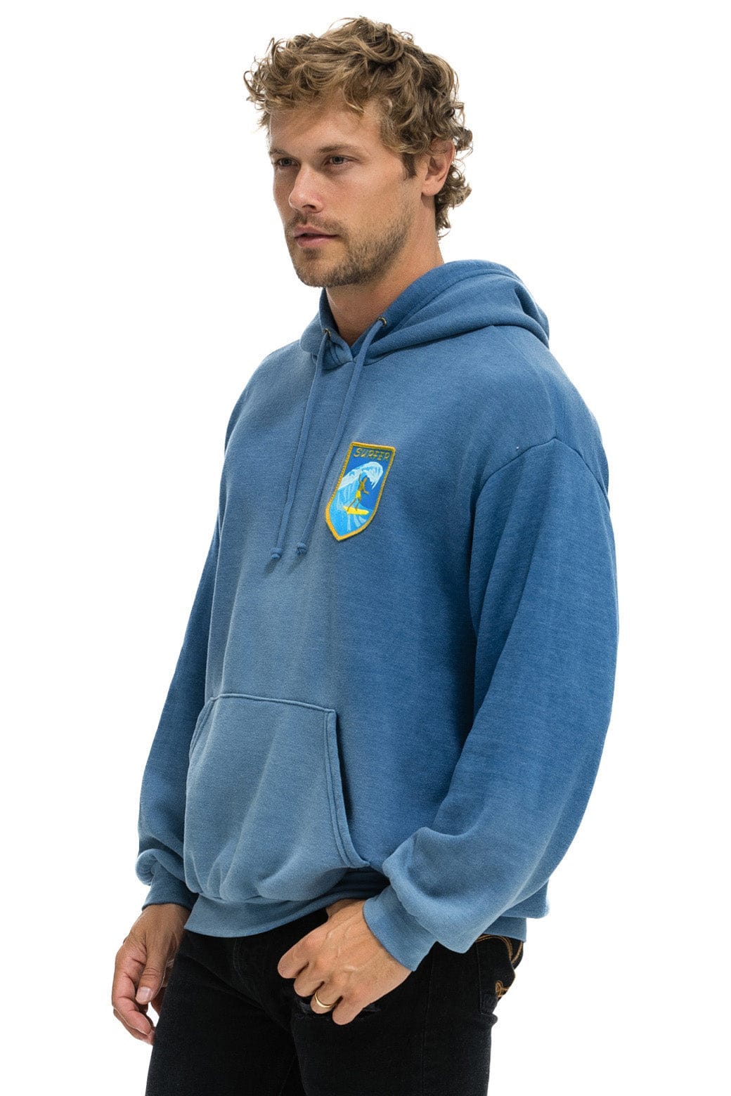 SURFER WAVE PATCH PULLOVER RELAXED HOODIE - FADED WATER