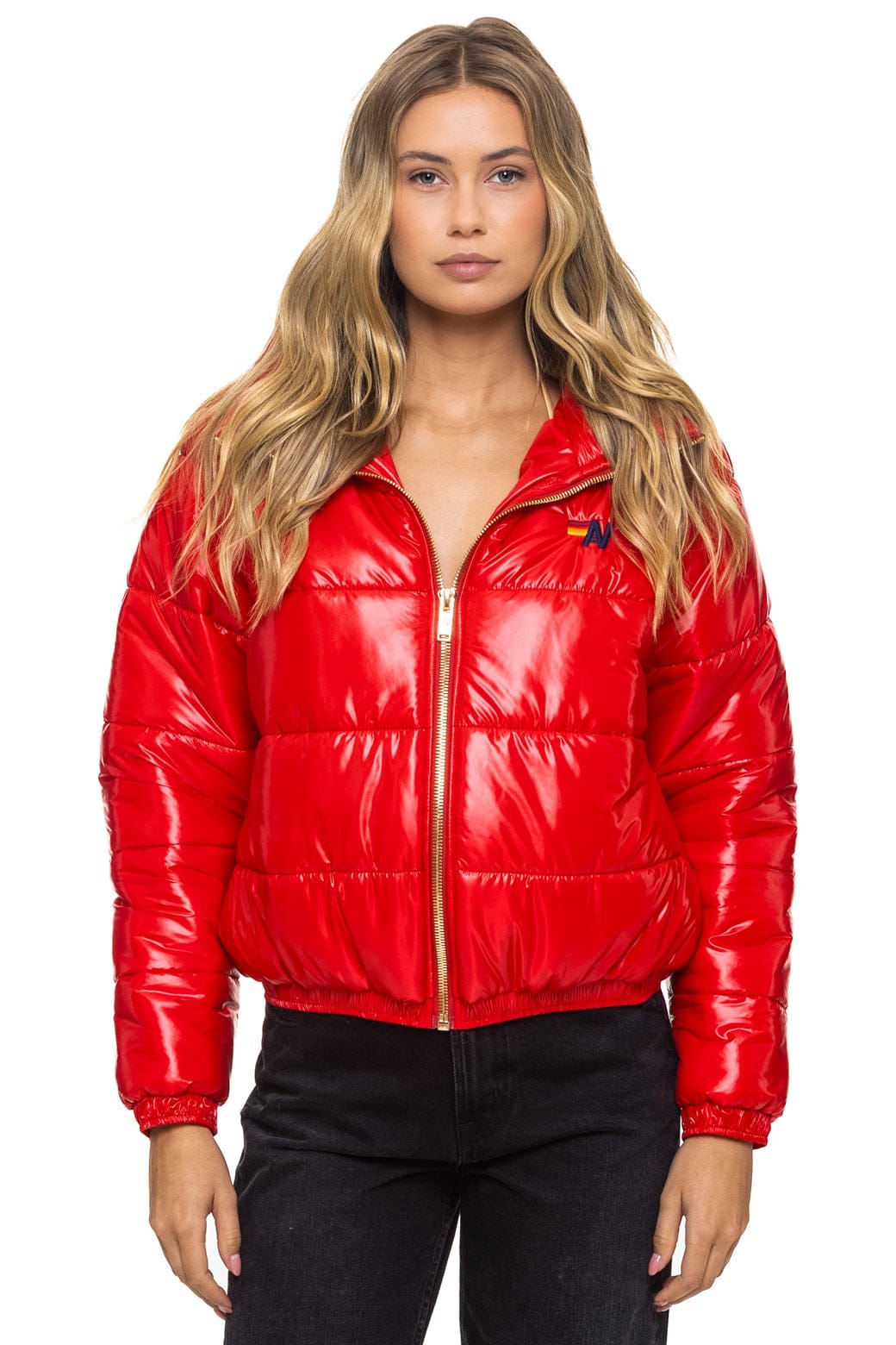 BOLT LUXE APRES PUFFER JACKET - GLOSSY CHERRY