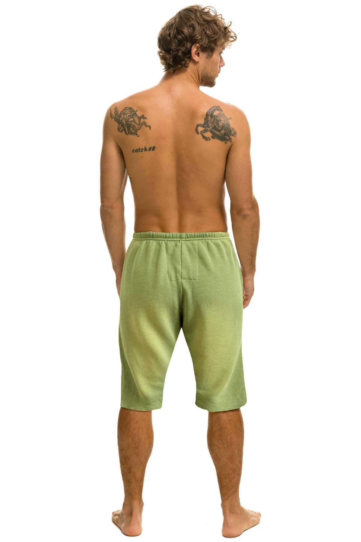 ESSENTIAL SWEATSHORTS - FADED ARMY