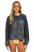 LIVE FREE ADVENTURE PATCH RELAXED CREW SWEATSHIRT - FADED SMOKE