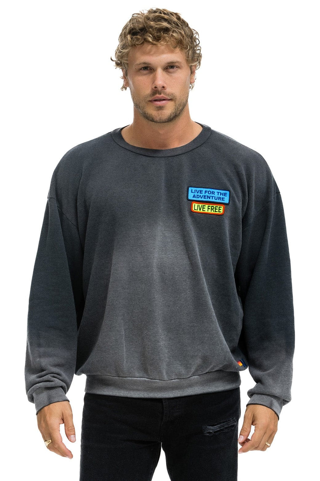 LIVE FREE ADVENTURE PATCH RELAXED CREW SWEATSHIRT - FADED SMOKE