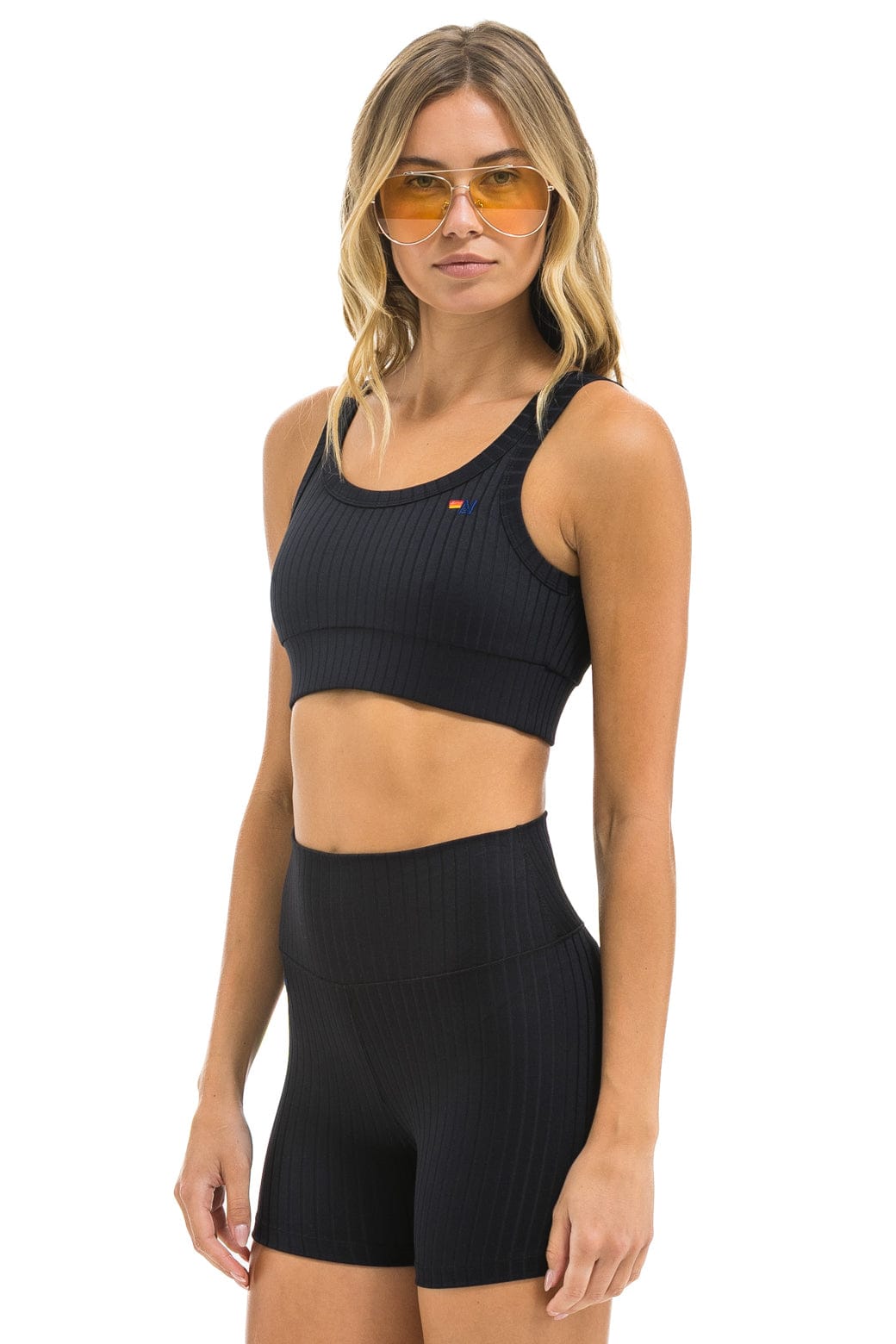 WIDE RIB WOMENS SCOOP BACK SPORTS BRA - BLACK