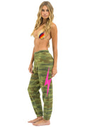 BOLT SWEATPANTS - CAMO NEON PINK