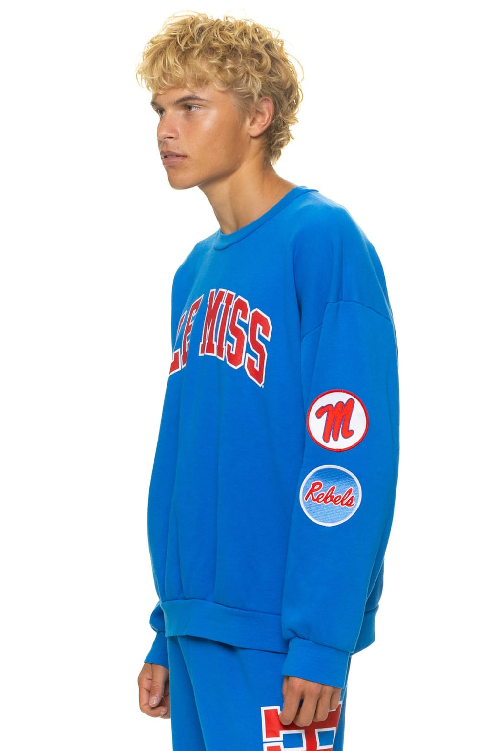 OLE MISS 2026 RELAXED CREW SWEATSHIRT - ADVENTURE BLUE