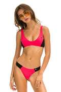 HI-CUT COLOR BLOCK CHEEKY BIKINI BOTTOMS - RED BLACK