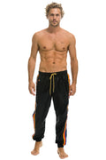 MENS 4 STRIPE WIND PANT - BLACK