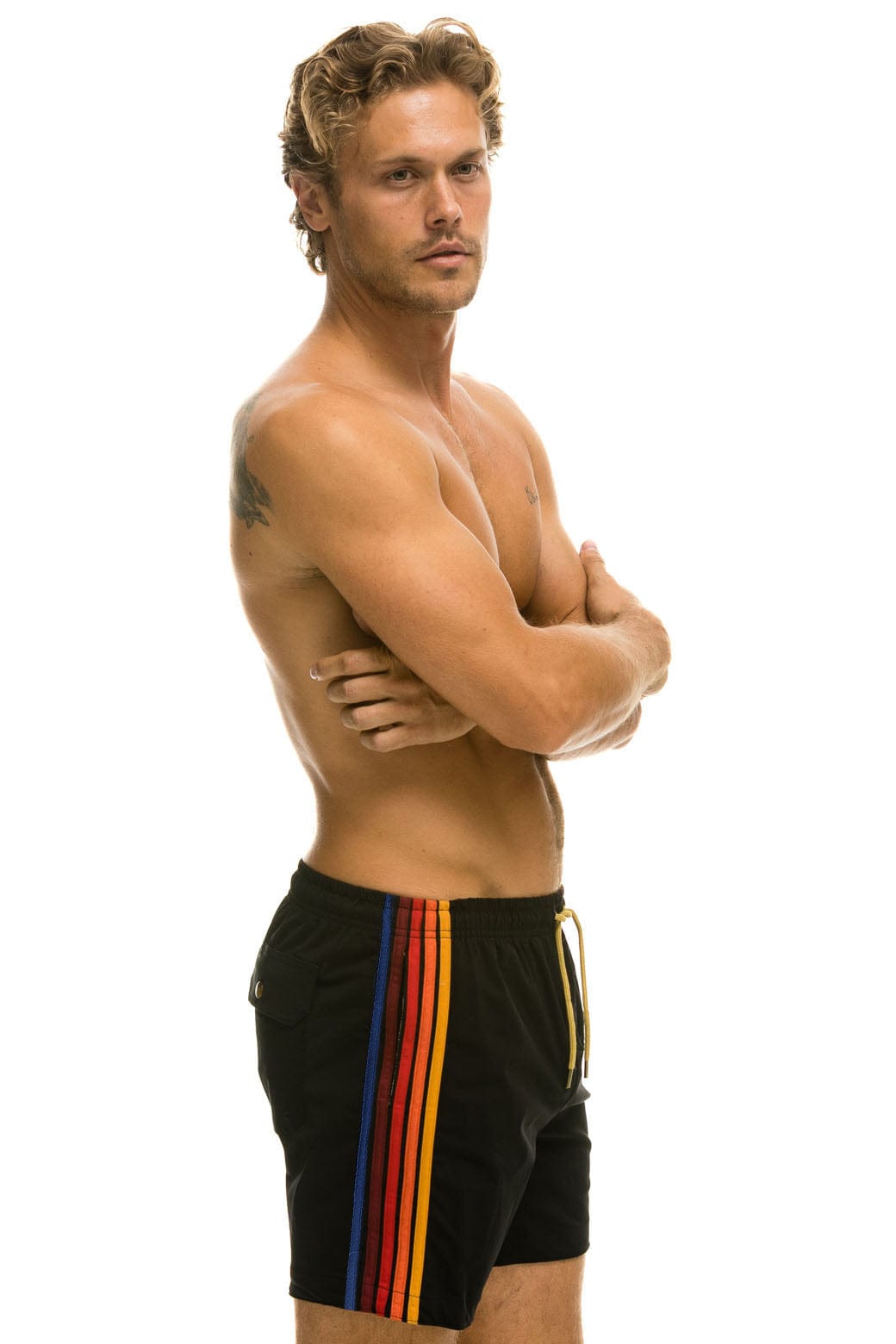 MENS 5 STRIPE FLEX SHORTS - BLACK