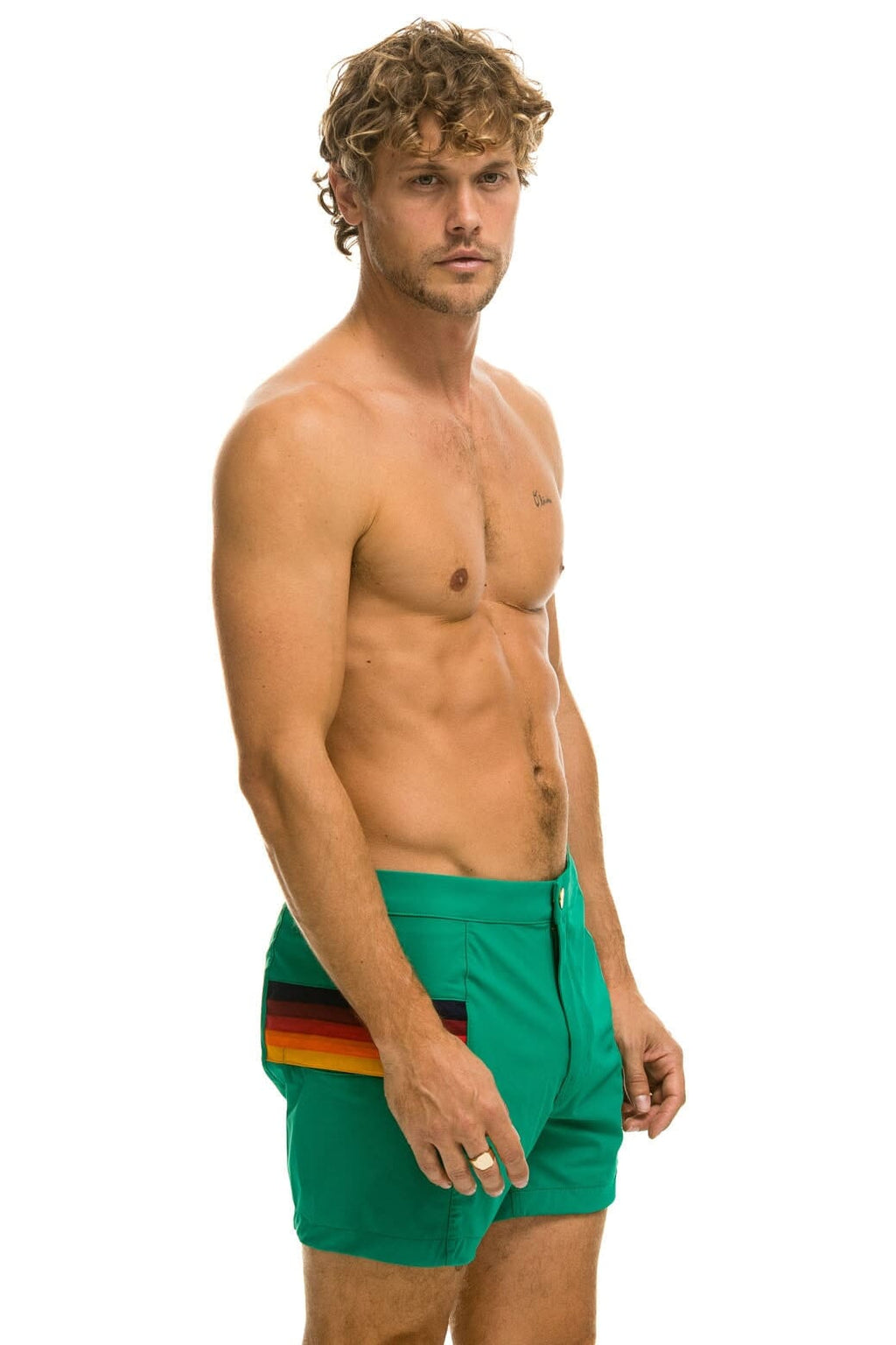 MENS HORIZONTAL 5 STRIPE FLEX SHORTS - AMAZON
