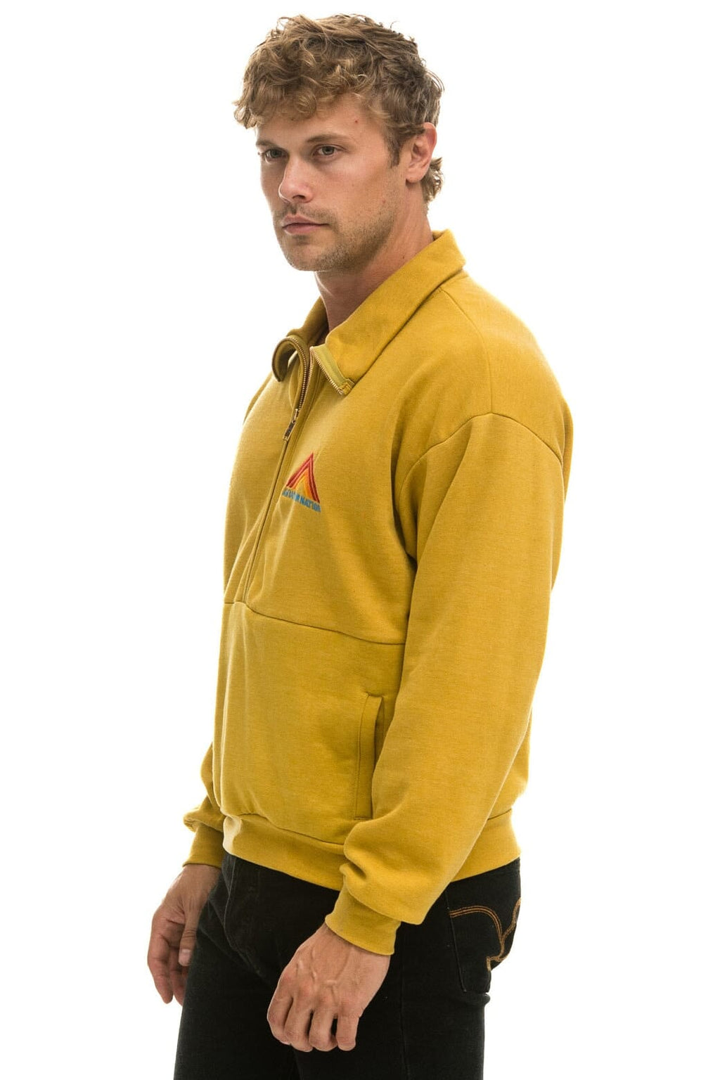 MOUNTAIN EMBROIDERY HALF ZIP SWEATSHIRT - KHAKI